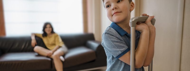 Família de cidadão italiano planejando mudança e residência na Itália